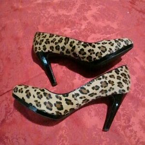 Franco Sarto Darren 2 Leopard Heels